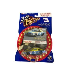 Vintage NIP Winner’s Circle Dale Earnhardt Sr. Lifetime Series Die-Cast Car